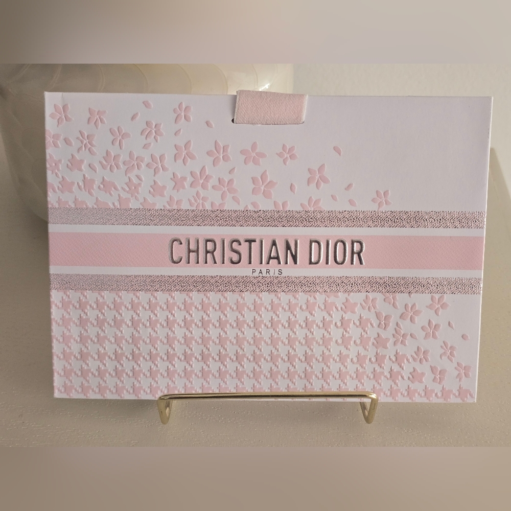 Christian Dior Pink Gift Bag with Ribbon - Picture 3 of 6